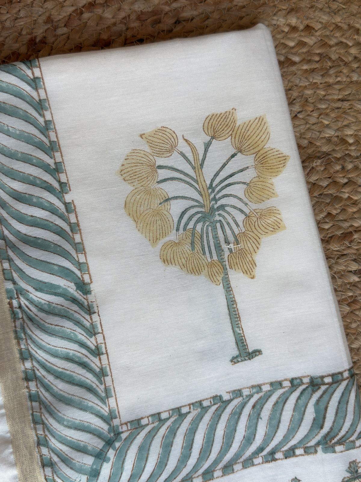 Aabha chanderi silk dupatta