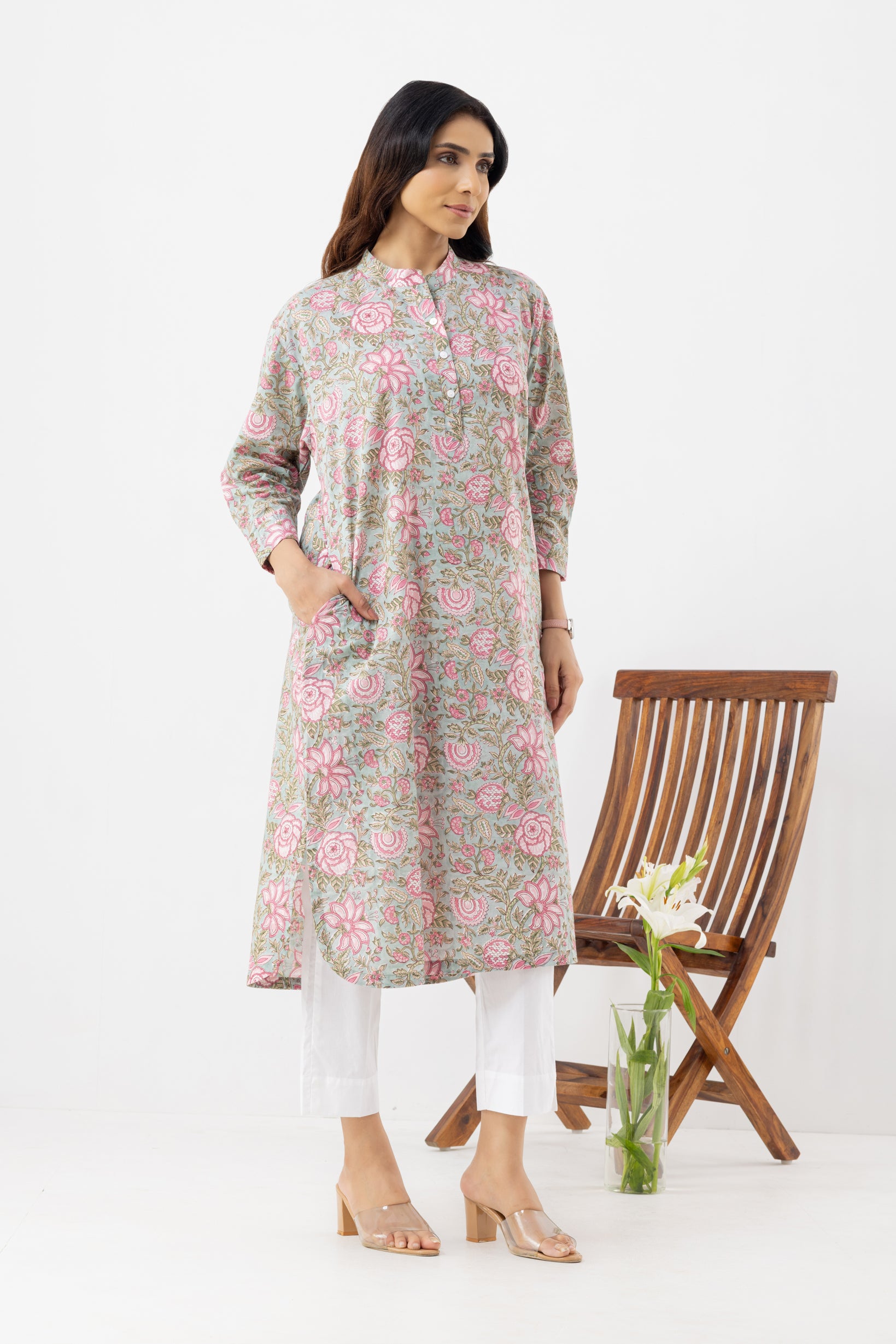 Gulmor Day kurta